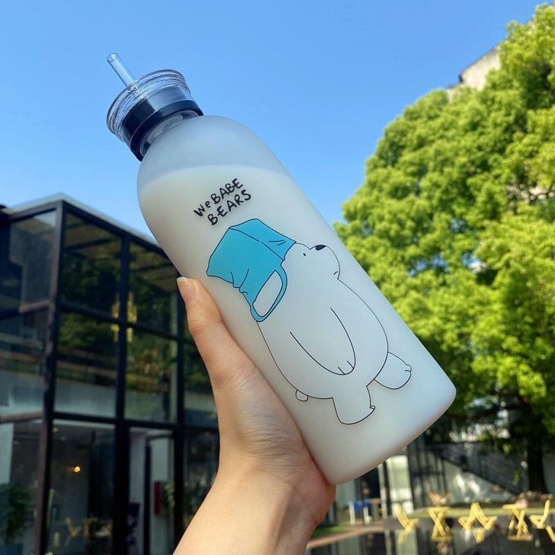 Stay hydrated in style with the adorable We Bear Panda Water Bottle (1000ml)—perfect for daily use at school, gym, office, or outdoor activities.